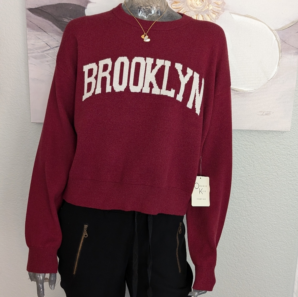 Essentials Orange Kiss Gone Viral Brooklyn Sweater Super Soft Size Medium Nwt❤️